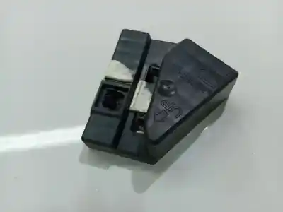 Pezzo di ricambio per auto di seconda mano plastica per toyota avensis (_t25_) 2.0 d-4d (cdt250_) riferimenti oem iam 