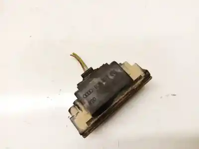 Second-hand car spare part licence plate light for audi a4 b5 (8d2) 1.8 oem iam references 8d0943021  