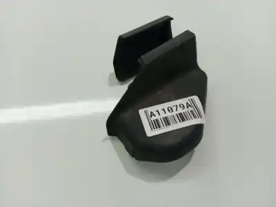 Pezzo di ricambio per auto di seconda mano plastica per toyota avensis (_t25_) 2.0 d-4d (cdt250_) riferimenti oem iam 7213805030