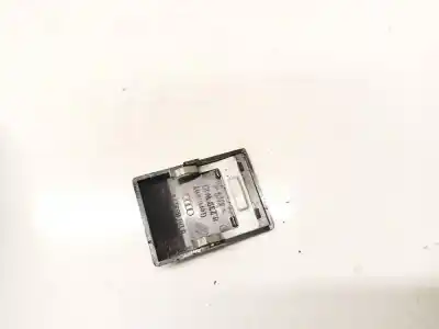 Second-hand car spare part plastics for audi a4 b5 (8d2) 1.8 oem iam references 8d0863274  