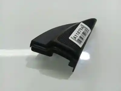 Pezzo di ricambio per auto di seconda mano plastica per toyota avensis (_t25_) 2.0 d-4d (cdt250_) riferimenti oem iam 6749105060d