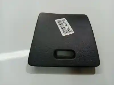 Pezzo di ricambio per auto di seconda mano plastica per toyota avensis (_t25_) 2.0 d-4d (cdt250_) riferimenti oem iam 5554005010