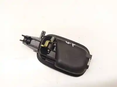 Pezzo di ricambio per auto di seconda mano maniglia interna posteriore destra per audi a4 b5 (8d2) 1.8 riferimenti oem iam 8d0839020  