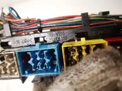 Pezzo di ricambio per auto di seconda mano pezzi vari per audi a4 b5 (8d2) 1.9 tdi riferimenti oem iam 8d1937545a  