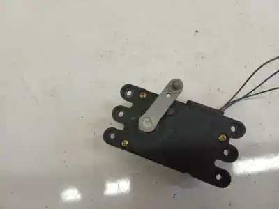 Pezzo di ricambio per auto di seconda mano motore apertura boccole aria condizionata per mazda premacy (cp) 2.0 td riferimenti oem iam   