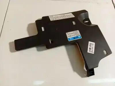 Pièce détachée automobile d'occasion plastiques pour honda fr-v (be) 2.0 (be3) références oem iam 77305sjdg020m1