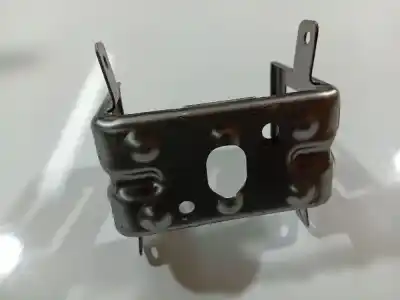 Gebrauchtes Autoersatzteil kunststoffe zum opel astra j (p10) 1.4 turbo (68) oem-iam-referenzen 13258356