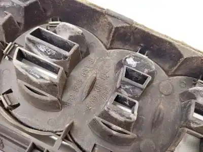 Peça sobressalente para automóvel em segunda mão grelha frontal por audi a4 b5 (8d2) 1.8 referências oem iam 8d0853651j  