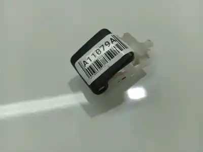 Tweedehands auto-onderdeel plasticen voor toyota avensis (_t25_) 2.0 d-4d (cdt250_) oem iam-referenties 