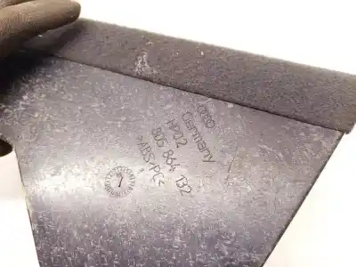 Second-hand car spare part plastics for audi a4 b5 (8d2) 1.8 oem iam references 8d5864132  