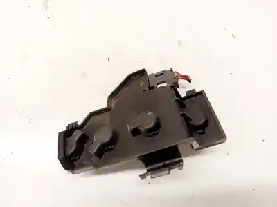 Gebrauchtes Autoersatzteil lampenhalter zum audi a4 b5 (8d2) 1.8 oem-iam-referenzen 