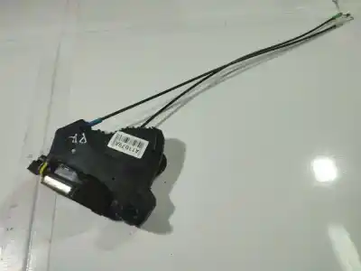 Tweedehands auto-onderdeel linker voordeur slot voor toyota avensis (_t25_) 2.0 d-4d (cdt250_) oem iam-referenties 