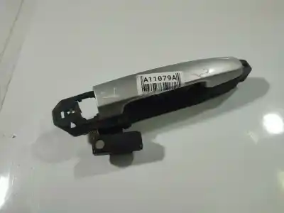 Tweedehands auto-onderdeel buitenste handgreep achter links voor toyota avensis (_t25_) 2.0 d-4d (cdt250_) oem iam-referenties 