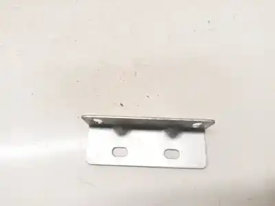 Second-hand car spare part plastics for audi a4 b5 (8d2) 1.8 oem iam references 8d0880313  