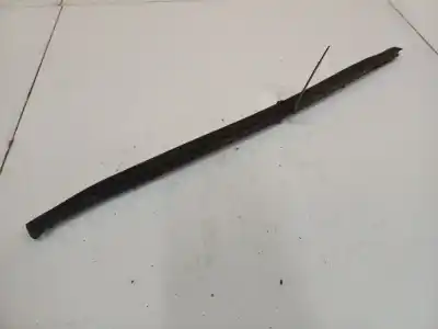 Pezzo di ricambio per auto di seconda mano gomma contorno porta per mazda premacy (cp) 2.0 td riferimenti oem iam 