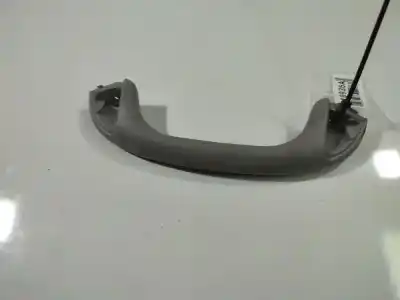 Pezzo di ricambio per auto di seconda mano maniglia a soffitto per mazda premacy (cp) 2.0 td riferimenti oem iam 47069025d