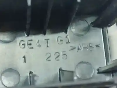 Pezzo di ricambio per auto di seconda mano plastica per mazda premacy (cp) 2.0 td riferimenti oem iam ge4tg1  ge4t g1, 1 225, 1225