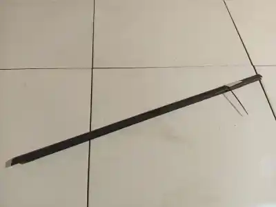 Peça sobressalente para automóvel em segunda mão plásticos por opel astra j (p10) 1.4 turbo (68) referências oem iam 13280070r