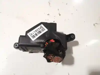 İkinci el araba yedek parçası röle/sigorta kutusu için audi a3 (8p1) 2.0 tdi 16v oem iam referansları 13110300298