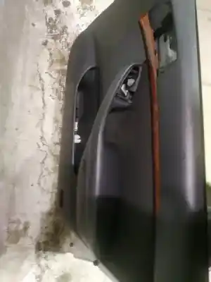 Peça sobressalente para automóvel em segunda mão forra / revestimento da porta dianteira direita por toyota avensis (_t25_) 2.0 d-4d (cdt250_) referências oem iam 