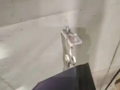 Pièce détachée automobile d'occasion vérin de hayon / coffre pour honda fr-v (be) 2.0 (be3) références oem iam 