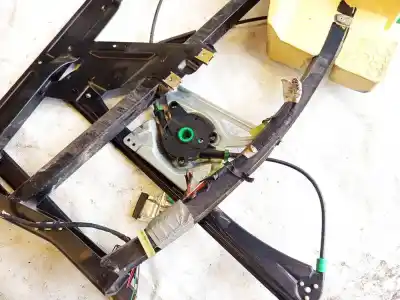 Piesă de schimb auto la mâna a doua mecanism acționare geam fațã dreapta pentru audi a4 b5 (8d2) 1.8 referințe oem iam 8d0837398