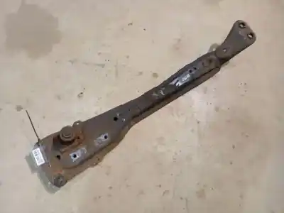 Pièce détachée automobile d'occasion ESSIEU AVANT pour NISSAN ALMERA TINO (V10) 2.2 DCI Références OEM IAM   