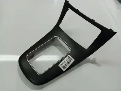 Peça sobressalente para automóvel em segunda mão plásticos por toyota avensis (_t25_) 2.0 d-4d (cdt250_) referências oem iam 