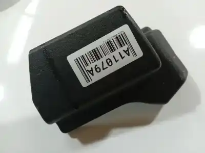 Peça sobressalente para automóvel em segunda mão plásticos por toyota avensis (_t25_) 2.0 d-4d (cdt250_) referências oem iam 7215805040