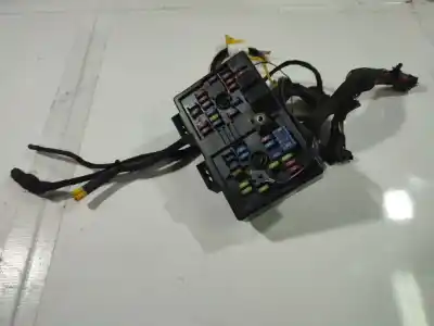 Автозапчасти б/у блок реле/предохранителей за chevrolet captiva (c100, c140) 2.0 d 4wd ссылки oem iam 96821082