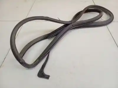 Автозапчасти б/у контур двери резиновый за chevrolet captiva (c100, c140) 2.0 d 4wd ссылки oem iam 