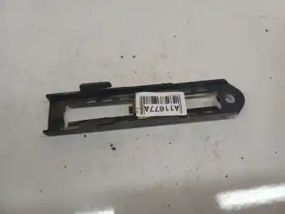 Tweedehands auto-onderdeel RIEMHAAK RECHTS VOOR voor OPEL ASTRA F FASTBACK (T92) 1.7 TD (F08, M08, F68, M68) OEM IAM-referenties   