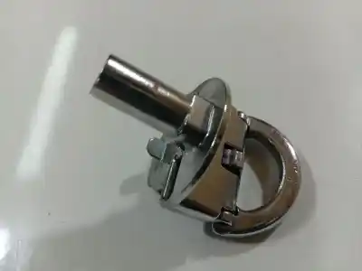 Tweedehands auto-onderdeel PLASTICEN voor VOLKSWAGEN PASSAT B6 (3C2) 1.9 TDI OEM IAM-referenties 3C9867160  