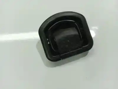 Pezzo di ricambio per auto di seconda mano plastica per toyota avensis (_t25_) 2.0 d-4d (cdt250_) riferimenti oem iam 