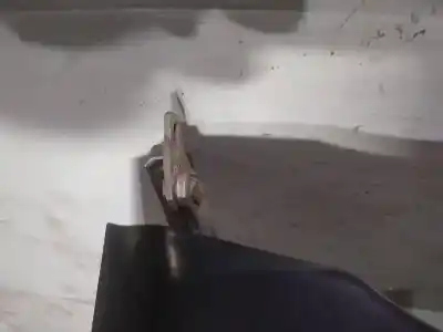 Pezzo di ricambio per auto di seconda mano ammortizzatori baule / porte per honda fr-v (be) 2.0 (be3) riferimenti oem iam 