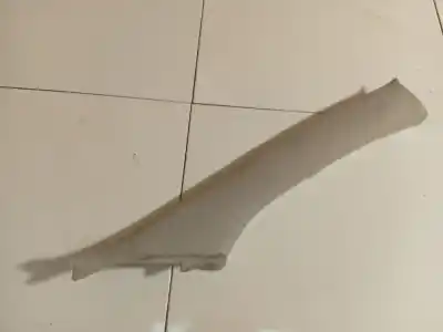 Pezzo di ricambio per auto di seconda mano plastica per toyota avensis (_t25_) 2.0 d-4d (cdt250_) riferimenti oem iam 6221105020