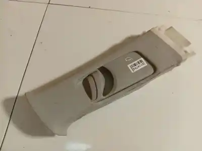 Pezzo di ricambio per auto di seconda mano plastica per toyota avensis (_t25_) 2.0 d-4d (cdt250_) riferimenti oem iam 7325505010