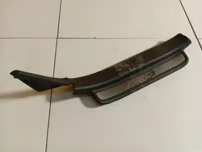 Pezzo di ricambio per auto di seconda mano plastica per toyota avensis (_t25_) 2.0 d-4d (cdt250_) riferimenti oem iam 6791705040
