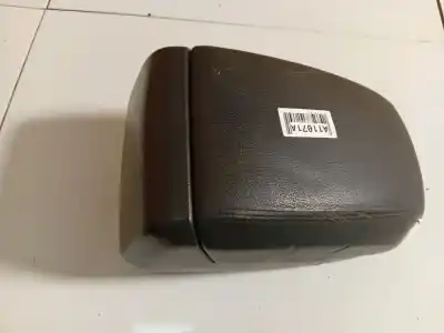 Автозапчасти б/у центральный подлокотник за chevrolet captiva (c100, c140) 2.0 d 4wd ссылки oem iam 