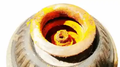 Second-hand car spare part front right shock absorber for bmw 3 (e30) m3 2.3 oem iam references   