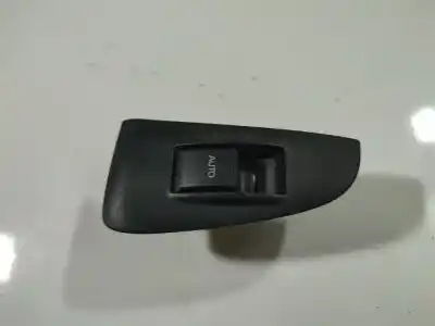 Pezzo di ricambio per auto di seconda mano interruttore alzacristalli anteriore sinistro per toyota avensis (_t25_) 2.0 d-4d (cdt250_) riferimenti oem iam 