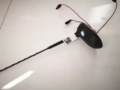 Pezzo di ricambio per auto di seconda mano ANTENNA per MERCEDES-BENZ A-CLASS, W169, 2004.09 - 2008.09 A 180 CDI (169.007 169.307) 80KW 2004.09 - 2012.06 Riferimenti OEM IAM A1698201975  