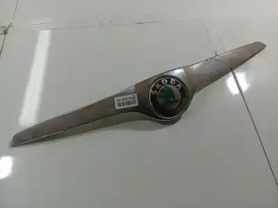 Tweedehands auto-onderdeel voorgrill voor skoda roomster (5j7) 1.4 tdi oem iam-referenties 5j0853633