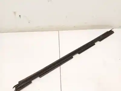 Peça sobressalente para automóvel em segunda mão plásticos por volkswagen passat b5 variant (3b5) 1.9 tdi referências oem iam 