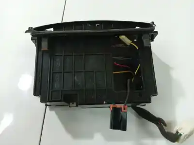 Peça sobressalente para automóvel em segunda mão cinzeiro por kia cee'd fastback (ed) 1.6 crdi 90 referências oem iam 845501h100  84550-1h100