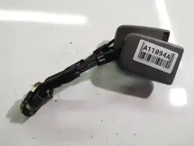 Peça sobressalente para automóvel em segunda mão chicote / encaixe cinto segurança traseiro central por volkswagen golf iv (1j1) 1.9 tdi referências oem iam 1j0857488af