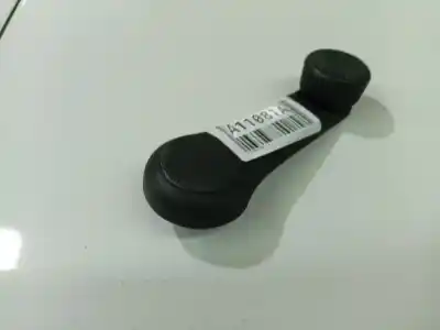 Second-hand car spare part left front window crank handle for kia cee'd fastback (ed) 1.6 crdi 90 oem iam references 8263022001