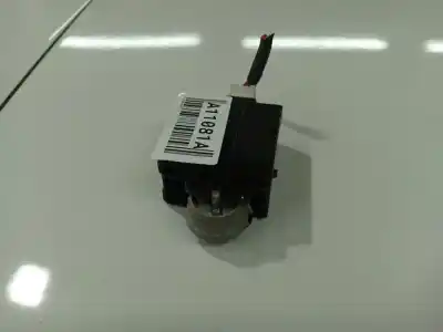 Second-hand car spare part headlights switch for kia cee'd fastback (ed) 1.6 crdi 90 oem iam references 933001h060ed