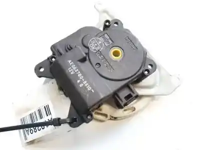 Pezzo di ricambio per auto di seconda mano MOTORE APERTURA BOCCOLE ARIA CONDIZIONATA per TOYOTA AVENSIS CROSS SPORT (T27) 2.2 D-CAT Riferimenti OEM IAM AE0637008610  