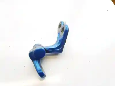 Second-hand car spare part door stop for nissan bluebird hatchback (t72, t12) 1.6 oem iam references 